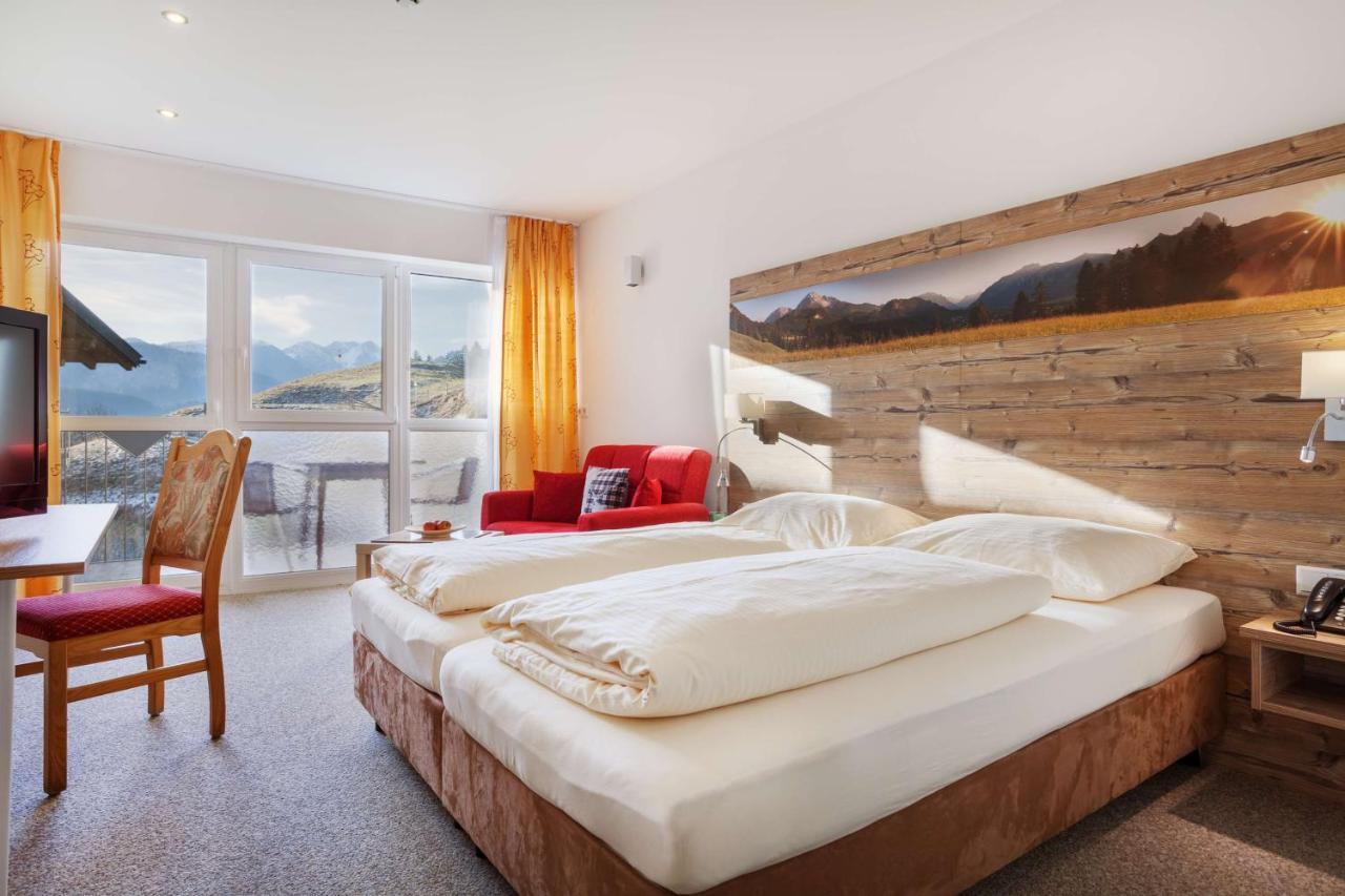 Hotel Talhof Garni&More In Waengle Bei Reutte Exterior photo